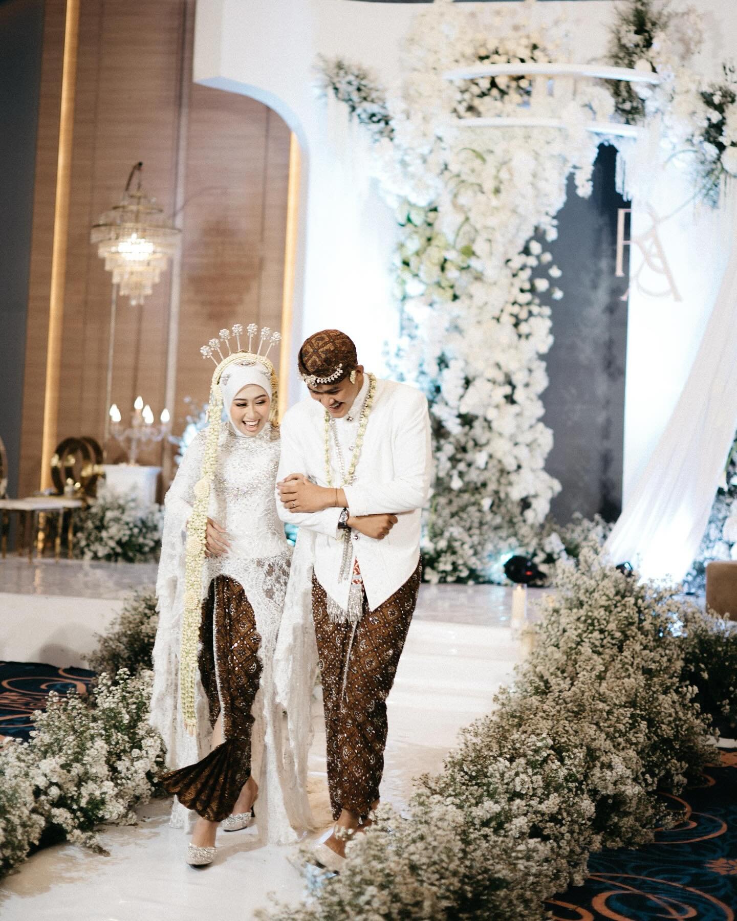 WEDDING PACKAGE MOMENT BY TEAM