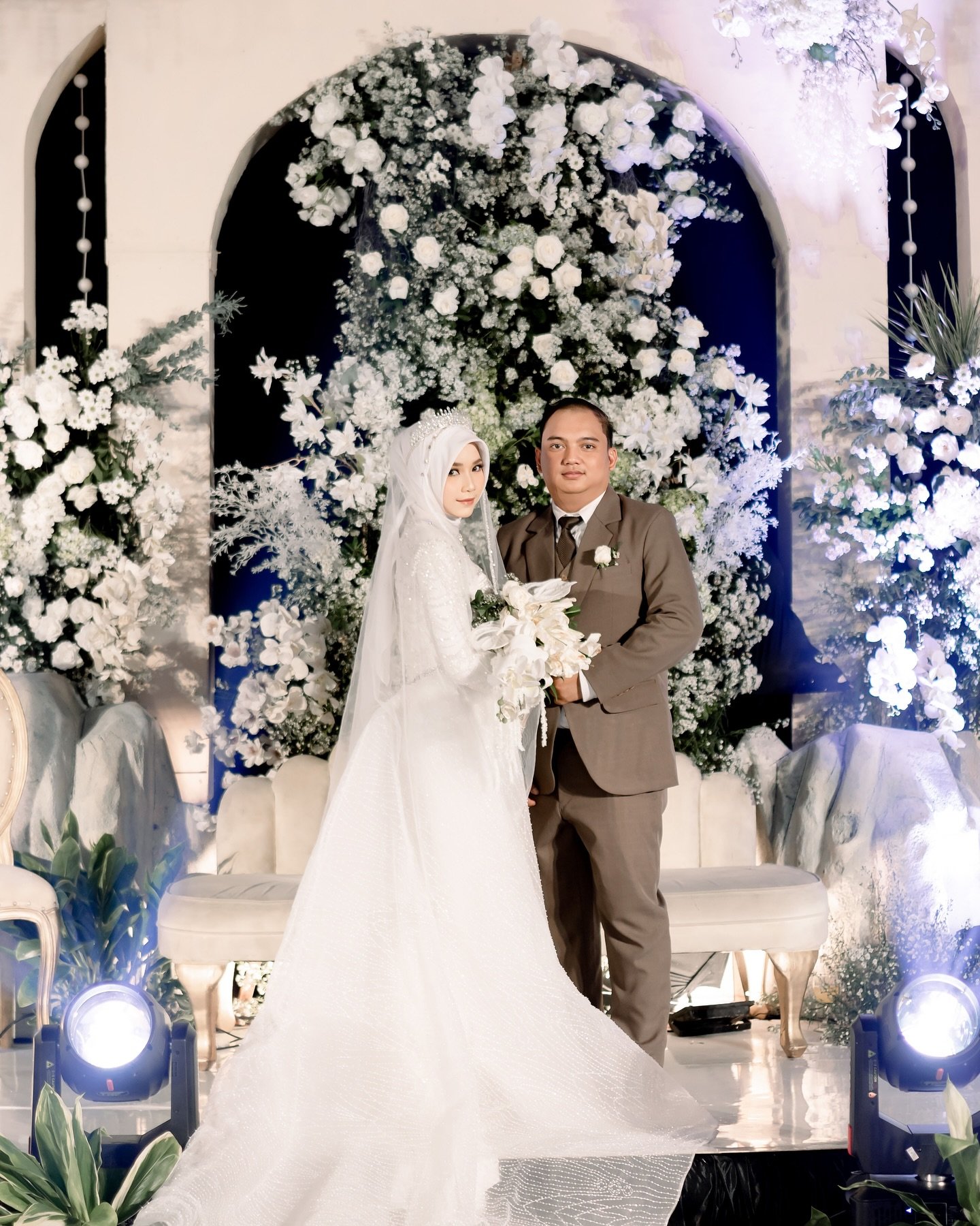 WEDDING CINEMATIC SILVER